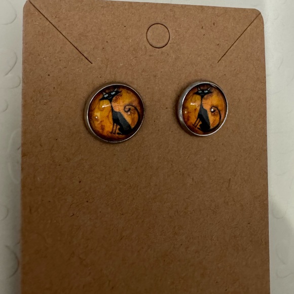 ❄️ Sale! BRAND NEW Black Cat Button Stud Earrings Metal & Glass 🐈‍⬛ 🐾 - Picture 4 of 11